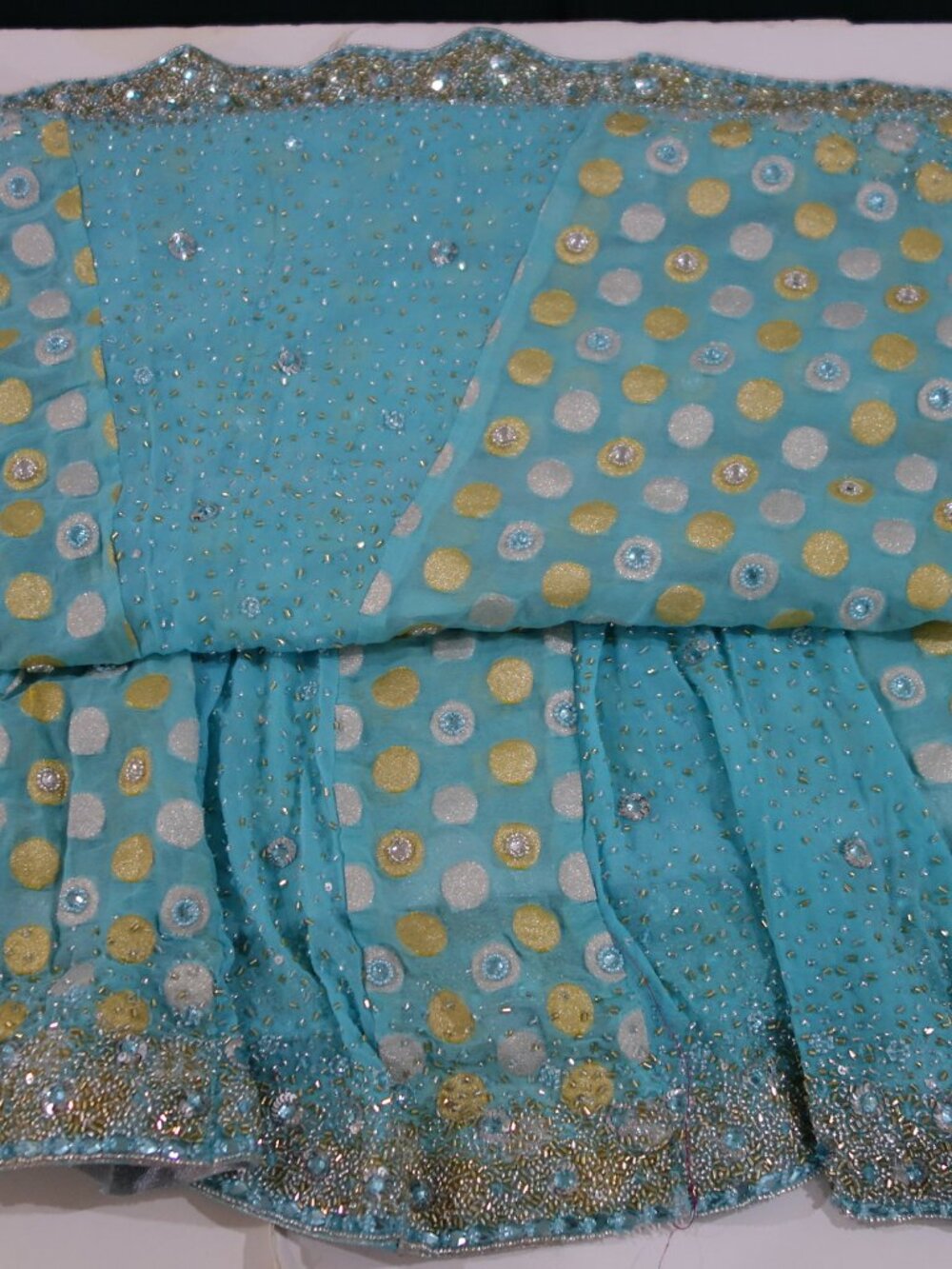 Beautiful Indian Saree, Blouse & Petticoat w/Gold, Silver, Beads & Sequence Work